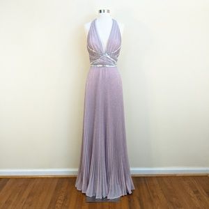 Pleated A-Line w/ Metallic Mesh Netting